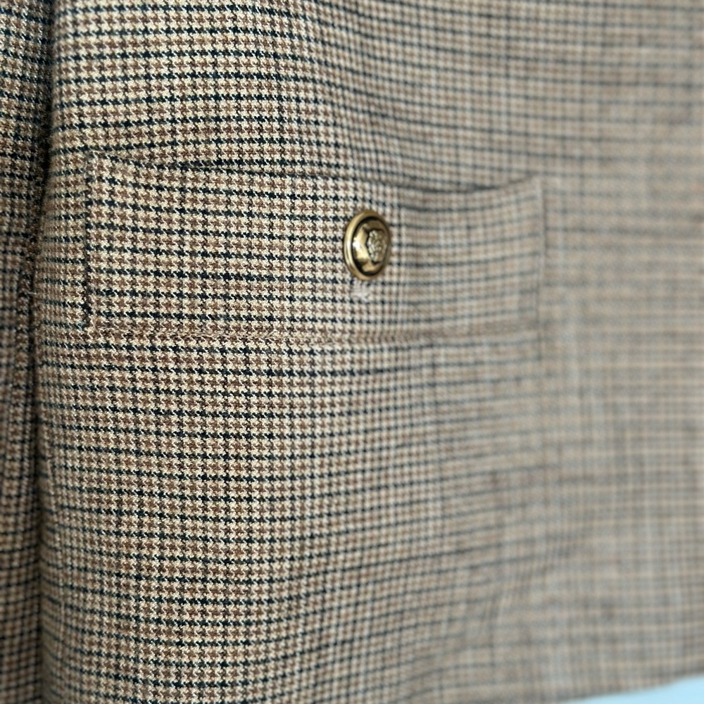 Christian Lacroix Tan Blazer with Gold Buttons - Picture 6 of 13